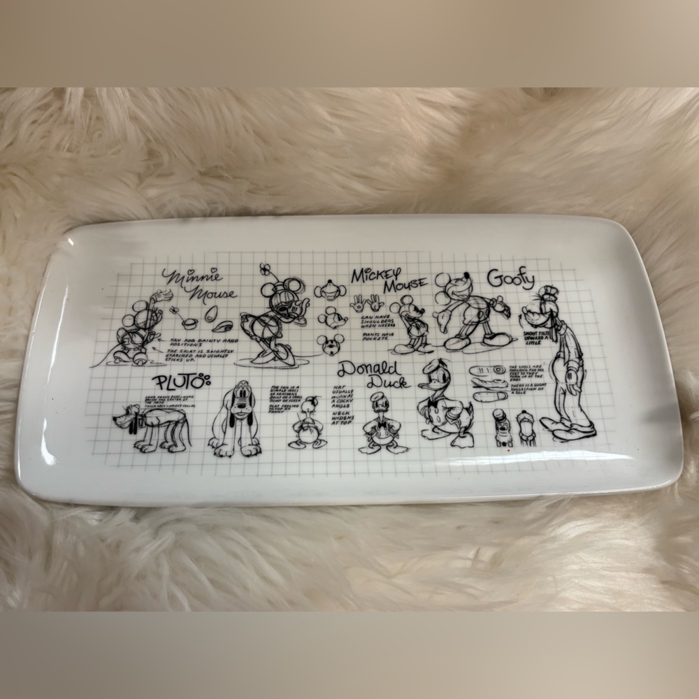 Disney Zrike Sketch Book 13" Rectangular Serving Platter 13 1/4
